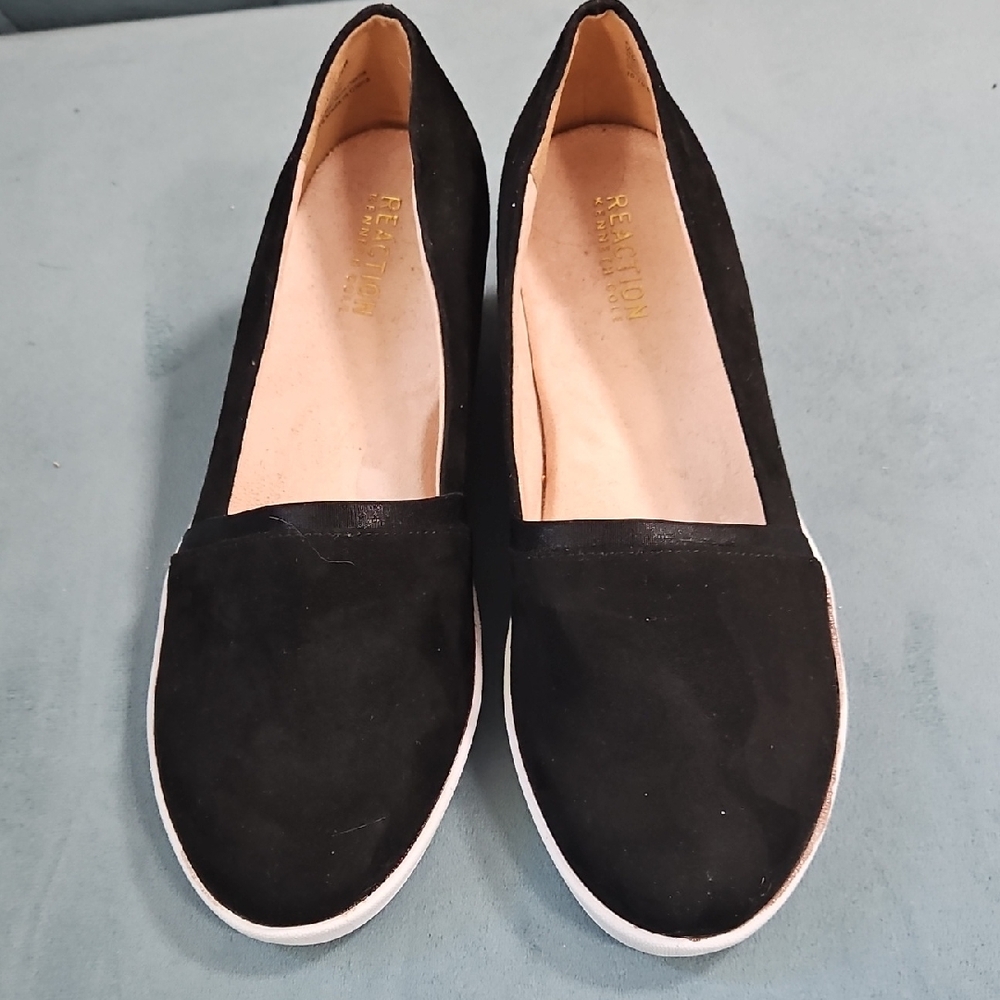 Reaction Kenneth Cole Black Loafers